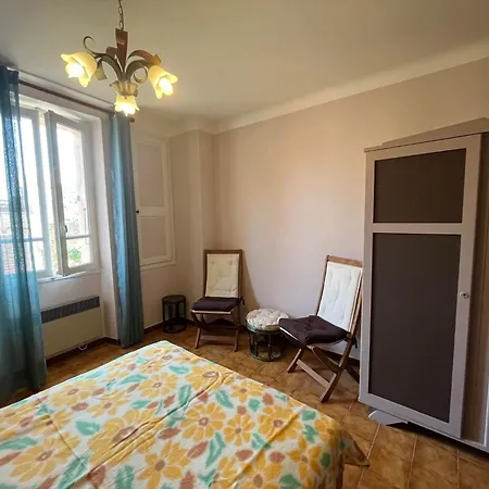 3fan4-charmant Appartement-vue Sur La Et Clocher De Apartment Collioure